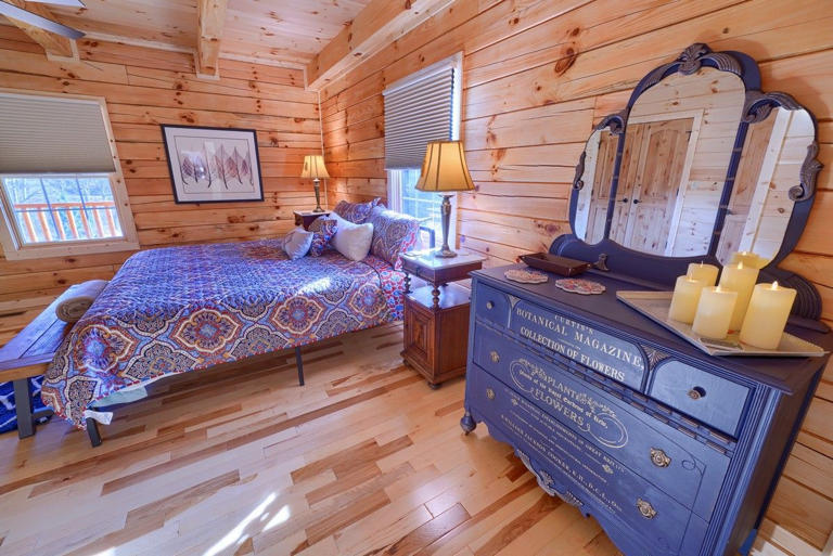 lovely breeze lodge beds and baths